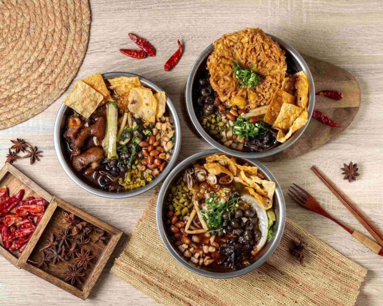 高雄螺螄粉 每日現熬4小時湯頭 重現柳州風味