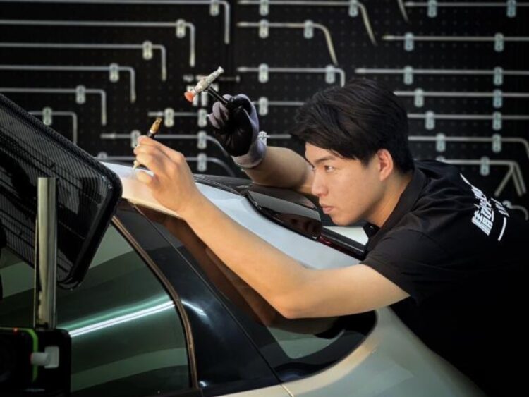 台中汽車修復推薦 免烤漆微鈑金保留原漆 當日交車更安心 台中汽車修復推薦 免烤漆微鈑金保留原漆 當日交車更安心