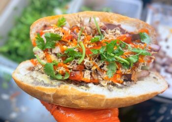 新莊越南料理 餡料爆棚法式麵包