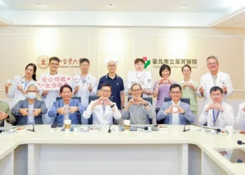 80歲長者擺脫心房顫動 萬芳醫院脈衝場消融術重獲「心」自由