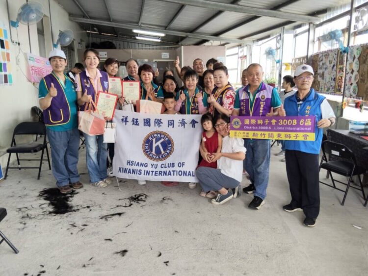 新竹保安廣澤尊王文化協會 前進五峰暖心義剪