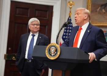 川普開打新關稅戰，台積電躲過100%關稅？專家揭開川普背後的盤算與臺灣潛在隱憂