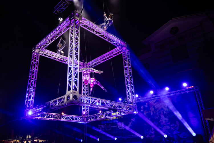 2025夏戀礁溪、礁心一夏!熱氣球光雕秀揭開夢幻序幕 萬人共賞國際級藝術嘉年華盛會 2025夏戀礁溪、礁心一夏!熱氣球光雕秀揭開夢幻序幕 萬人共賞國際級藝術嘉年華盛會