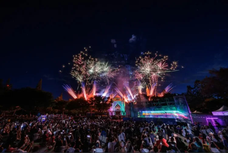 60歲以上長輩雙人$700元 祖孫雙人$799玩整天 還能看動物、賞煙火、享表演 一起留下美好回憶