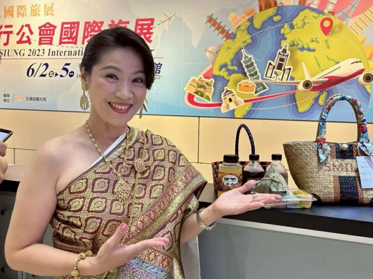 為愛降落高雄 泰國籍空姐新住民章少玲推動多元文化扎根 為愛降落高雄 泰國籍空姐新住民章少玲推動多元文化扎根