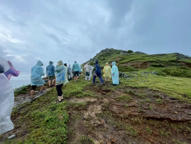 雨幕下的海島探索- 東嶼坪嶼海陸探奇教師研習圓滿完成 雨幕下的海島探索- 東嶼坪嶼海陸探奇教師研習圓滿完成