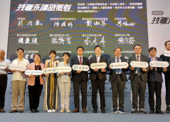 技職永續齊聚誓師 科工館「職探任意門」展廳全新開幕