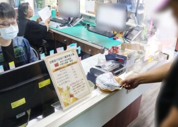 屏東分署跨海執行不手軟 小琉球男子繳納上百萬元欠款