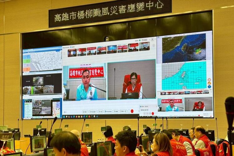 颱風「楊柳」強襲南台灣！南部六縣市停班停課、交通管制、防災措施總整理