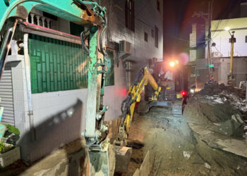 仁德區三甲八街路面下陷 水利局成立前進指揮所進行搶修