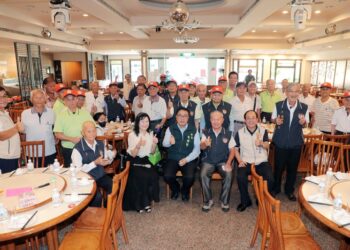 出席南瀛八二三戰役戰友協會聯誼大會 黃偉哲向國家英雄致敬