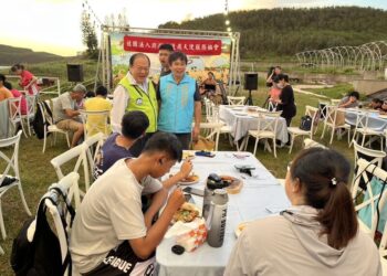 陳光復關懷不停歇 與慢飛天使共餐、慰問新住民朋友、出席夏夜樂響壓軸演出