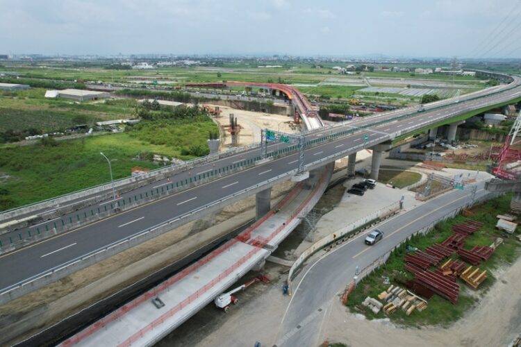 南科週邊路網建設拚明年完工 帶動產業交通與觀光廊帶崛起