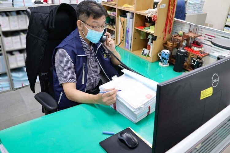 無照男屢次違規不繳欠款 屏東分署查封不動產，姑姑出面繳清