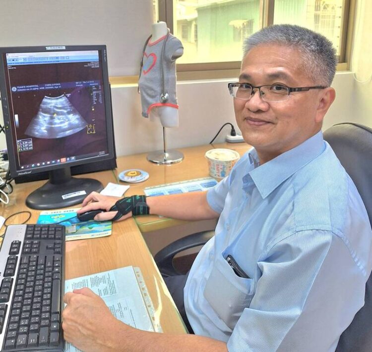 28歲輕熟女臉灰黑 水腫 啤酒尿 壓力、漏服藥致血糖失控,加速尿毒洗腎 28歲輕熟女臉灰黑 水腫 啤酒尿 壓力、漏服藥致血糖失控,加速尿毒洗腎