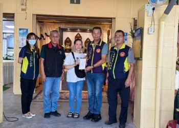 吉安警務與義警第二中隊聯手捐贈棺木及骨灰罈 助弱勢家庭渡難關