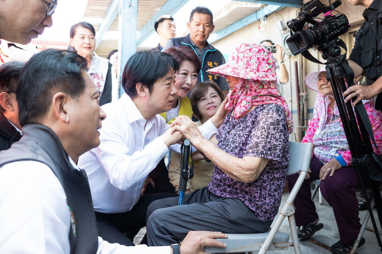 賴清德總統赴臺南關心災區復原及房舍修繕進度 盼提升南部縣市面對氣候變遷挑戰的能力與韌性