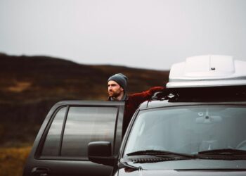 【2025最新推薦】汽車隔熱紙推薦排名｜十大熱銷品牌 FSK、GAMA、3M、冰盾、魔盾、路易士隔熱紙性能大評比