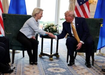 美歐貿易戰暫緩！15%關稅協議拍板 歐盟砸6000億投資美國 專家憂風險未除