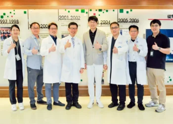 萬芳醫院攜手韓釜山Hu Hospital 脊椎微創內視鏡進入國際同步時代