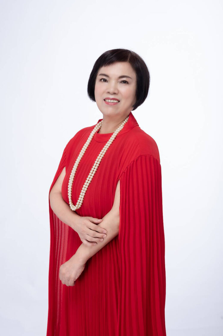 少校軍官到創業領袖 張美君以生麗國際事業助婦女實現經濟自主 少校軍官到創業領袖 張美君以生麗國際事業助婦女實現經濟自主