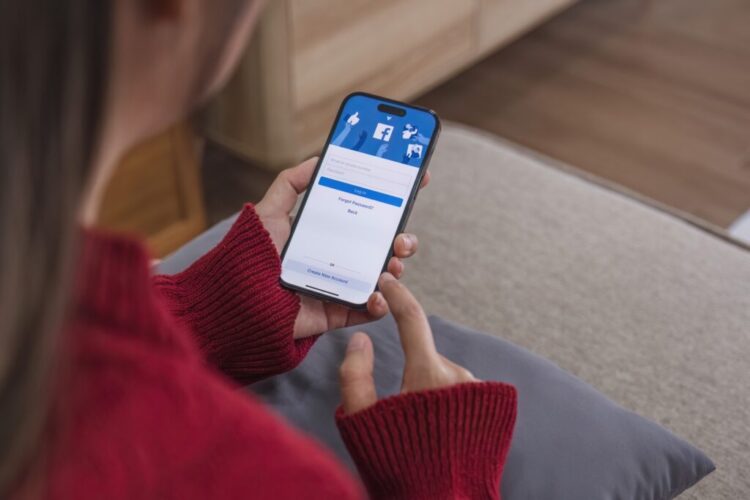 職場高手必學!五大社群經營祕訣 讓妳在公司無往不利! 職場高手必學!五大社群經營祕訣 讓妳在公司無往不利!