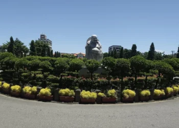 花蓮縣長徐榛蔚取消海外行程 返國全力防颱 花蓮縣長徐榛蔚取消海外行程 返國全力防颱