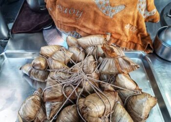 六合夜市–「60年的老牌燒肉粽，一直讓您陶醉在時光的隧道中！ 票選編號3