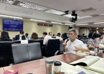 【澎湖政壇震撼】楊曜不選了 從自嘲「無能立委」到揭露建設停擺真相