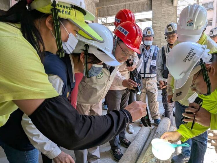 高雄市推動診所防治收案人數全國第二 19家績優診所獲國健署表揚 高雄市推動診所防治收案人數全國第二 19家績優診所獲國健署表揚