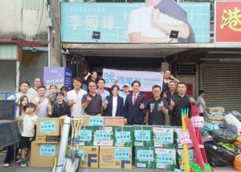 新竹四葉草希望協會攜手柯文哲志工團 援花蓮災區 新竹四葉草希望協會攜手柯文哲志工團 援花蓮災區