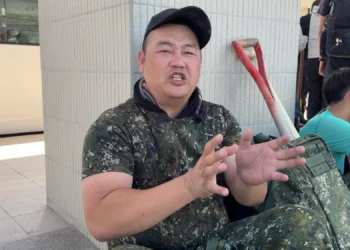 返鄉助清災 太巴塱子弟張一凡父子展現族人深情 返鄉助清災 太巴塱子弟張一凡父子展現族人深情