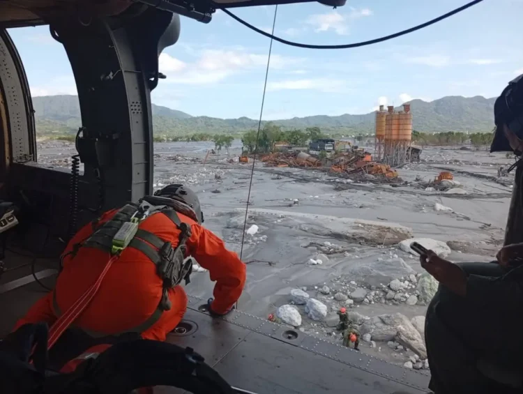 花蓮縣政府報告堰塞湖潰壩救災進度 強調全力以救災優先