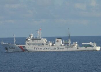 海警船侵擾東沙海域 海巡艦全程監控驅離