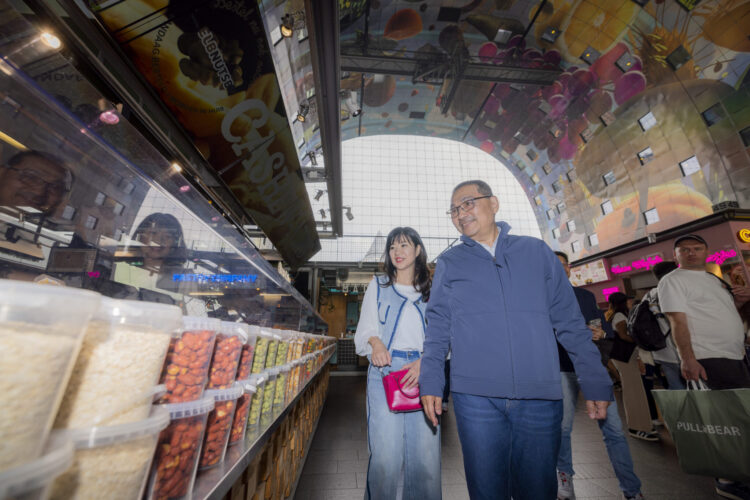 從買菜到城市地標!新北市長侯友宜率隊參訪鹿特丹Markthal市場 汲取市場翻新與永續設計靈感 從買菜到城市地標!新北市長侯友宜率隊參訪鹿特丹Markthal市場 汲取市場翻新與永續設計靈感