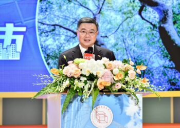 行政院長卓榮泰頒發中華建築金石獎 肯定建築界成就 期勉公私協力推動淨零、均衡臺灣與都市更新