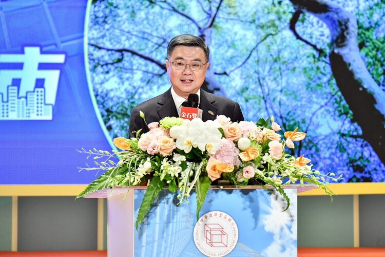 行政院長卓榮泰頒發中華建築金石獎 肯定建築界成就 期勉公私協力推動淨零、均衡臺灣與都市更新 行政院長卓榮泰頒發中華建築金石獎 肯定建築界成就 期勉公私協力推動淨零、均衡臺灣與都市更新