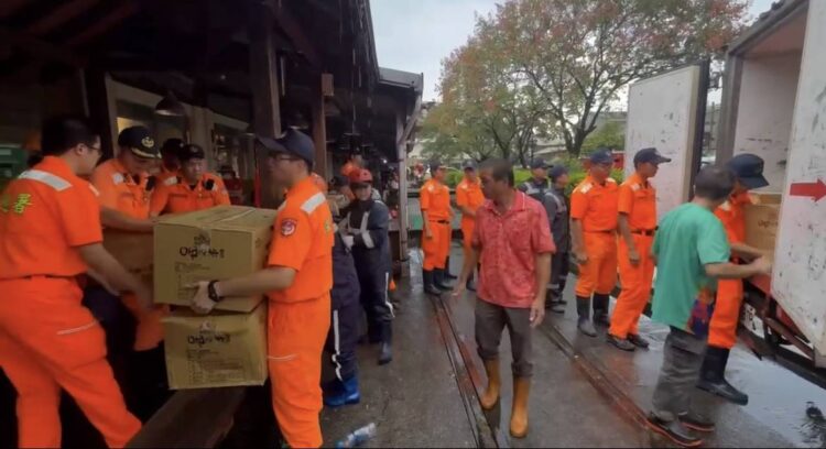 海巡署持續投入花蓮救災 陸海空全力搜尋失聯民眾 調度全國海巡人力支援災後復原工作