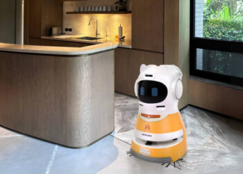 物業商砸千萬 引進智能清潔包裹配送機器人 物業商砸千萬 引進智能清潔包裹配送機器人