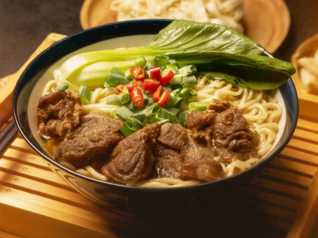 桃園特色麵店推薦 創新羊肉麵+古早味牛肉麵 老饕一吃成主顧 桃園特色麵店推薦 創新羊肉麵+古早味牛肉麵 老饕一吃成主顧