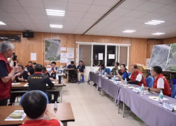 馬太鞍堰塞湖協調及處理工作會議 縣府爭取農友低利貸款緩衝、志工醫療保險 馬太鞍堰塞湖協調及處理工作會議 縣府爭取農友低利貸款緩衝、志工醫療保險