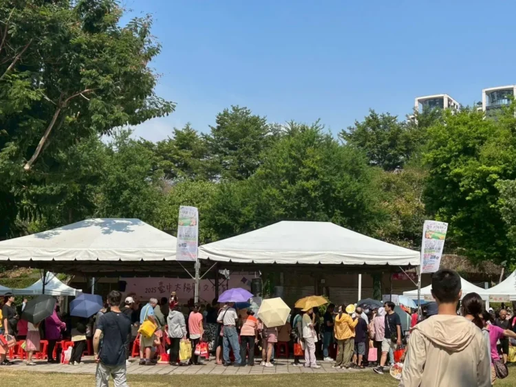 甜蜜20年 台中太陽餅文化節開跑 吃餅配茶超人氣