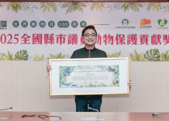 親自救援到制度倡議 朱健銘榮獲動物保護貢獻獎