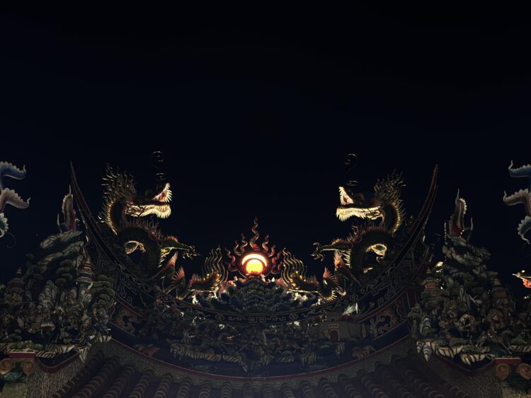 夜空中的雙龍吐珠 杜聖聰解密竹蓮寺文化密碼