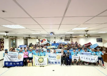 3490扶輪單車環島傳愛花蓮 捐贈畢士大教養院助弱勢滾動夢想