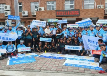 扶輪3490地區公益環島第六天 愛心停靠豐田國小攜手守護偏鄉棒球夢 扶輪3490地區公益環島第六天 愛心停靠豐田國小攜手守護偏鄉棒球夢