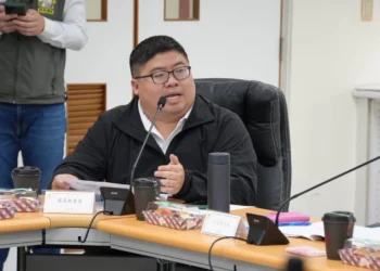 基層職等全面調升 蔡易餘促成考試院通過地方列等新制