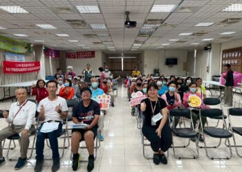 深入高雄偏鄉!走進新住民及聘雇外籍看護家庭 打造高雄長照與失智防治行動網 深入高雄偏鄉!走進新住民及聘雇外籍看護家庭 打造高雄長照與失智防治行動網