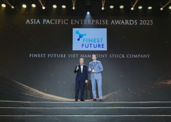 「幸福教育」為核心理念  Finest Future連續兩年榮獲亞太傑出企業獎「企業躍進獎」 「幸福教育」為核心理念  Finest Future連續兩年榮獲亞太傑出企業獎「企業躍進獎」
