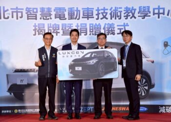 臺北市首創智慧電動車技術教學中心揭牌 臺北市長蔣萬安:技職教育與產業緊密結合培育綠能人才 臺北市首創智慧電動車技術教學中心揭牌 臺北市長蔣萬安:技職教育與產業緊密結合培育綠能人才